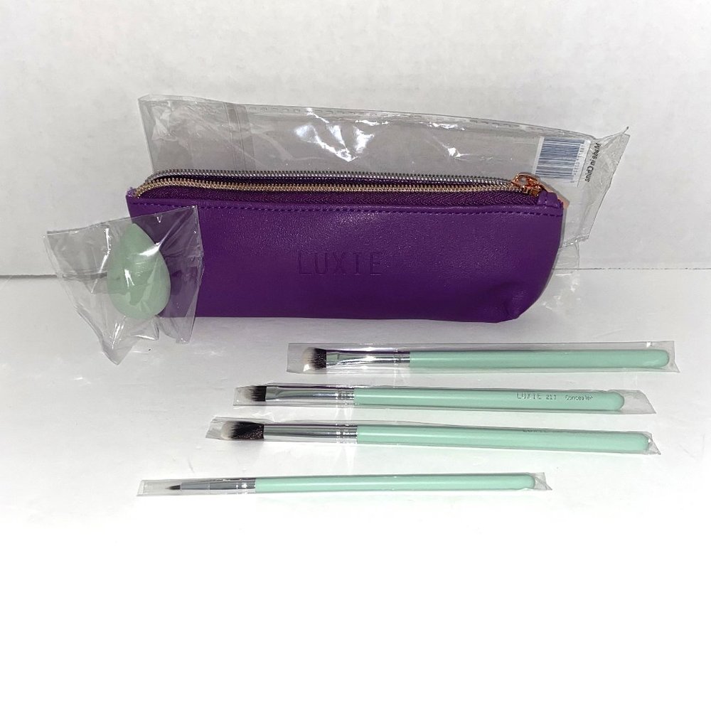 LUXIE‎ Florals Brush Set